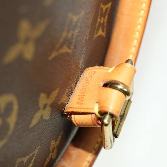 LOUIS VUITTON Monogram Rivoli Hand Bag M53380 LV Auth 42486 - Picture 13 of 16